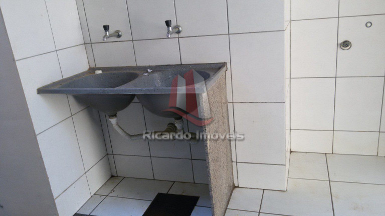 Imagem Imóvel com 2 Quartos à Venda, em Macaé Imagem Imóvel com 2 Quartos à Venda, em Macaé