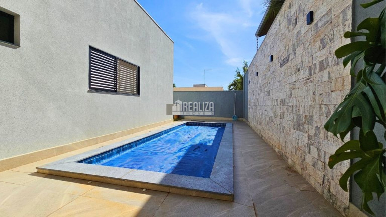 Imagem Casa de Condomínio com 3 Quartos à Venda, 429 m² em Recreio Dos Bandeirantes - Uberaba Imagem Casa de Condomínio com 3 Quartos à Venda, 429 m² em Recreio Dos Bandeirantes - Uberaba