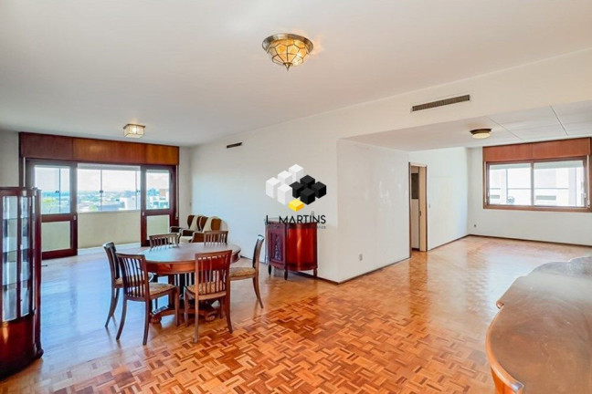 Imagem Apartamento com 3 Quartos à Venda, 217 m² em Independência - Porto Alegre Imagem Apartamento com 3 Quartos à Venda, 217 m² em Independência - Porto Alegre