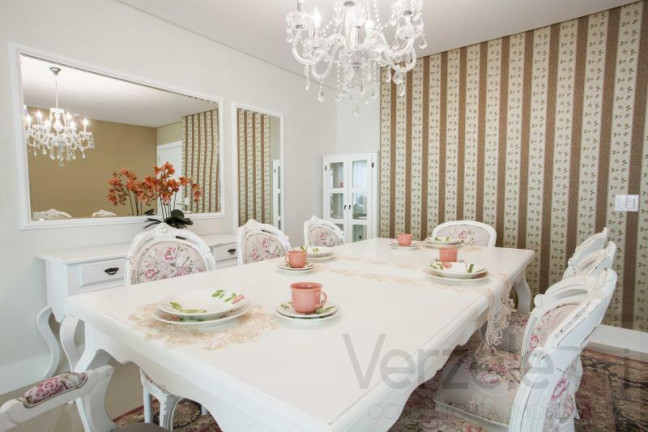 Imagem Apartamento com 3 Quartos à Venda, 128 m² em Centro - Balneário Camboriú Imagem Apartamento com 3 Quartos à Venda, 128 m² em Centro - Balneário Camboriú