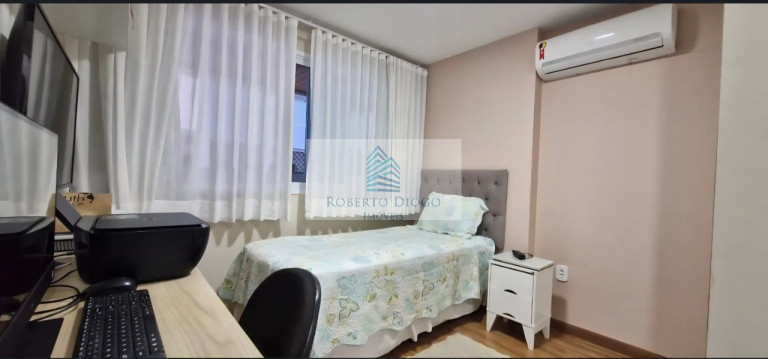 Imagem Imóvel com 4 Quartos à Venda, 189 m² em Icaraí - Niterói Imagem Imóvel com 4 Quartos à Venda, 189 m² em Icaraí - Niterói