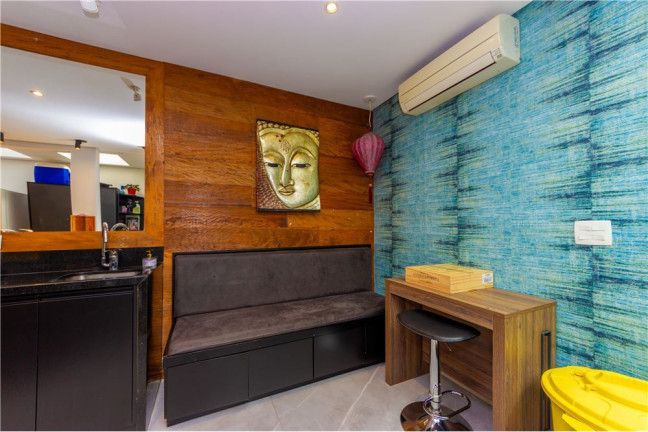 Imagem Casa com 4 Quartos à Venda, 169 m²