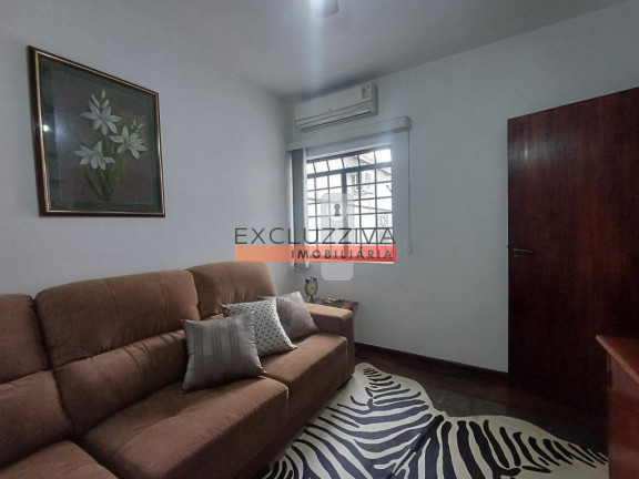 Imagem Sobrado com 4 Quartos à Venda, 250 m² em Parque Residencial Bom Conselho - Taubaté Imagem Sobrado com 4 Quartos à Venda, 250 m² em Parque Residencial Bom Conselho - Taubaté
