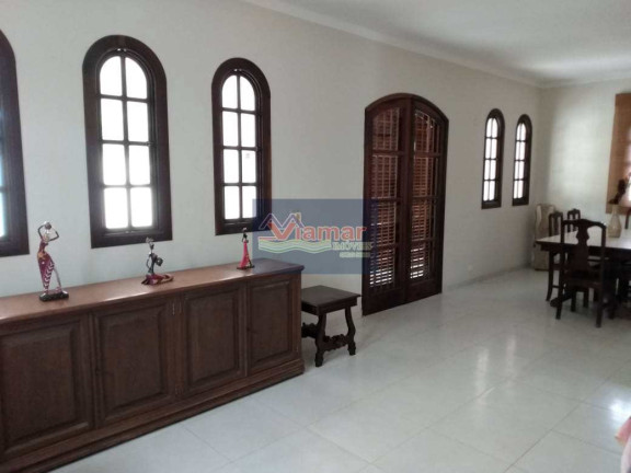 Imagem Casa com 3 Quartos à Venda, 180 m² em Jardim Virgínia - Guarujá Imagem Casa com 3 Quartos à Venda, 180 m² em Jardim Virgínia - Guarujá