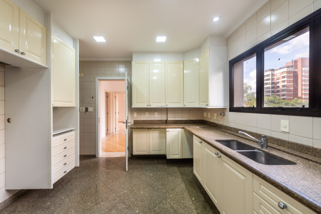 Imagem Apartamento com 4 Quartos à Venda, 313 m² em Moema - São Paulo Imagem Apartamento com 4 Quartos à Venda, 313 m² em Moema - São Paulo