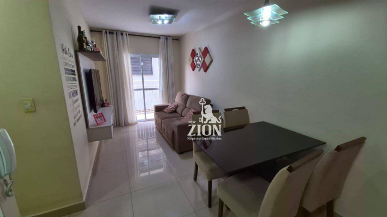 Imagem Apartamento com 2 Quartos à Venda, 54 m² em Vila Galvão - Guarulhos