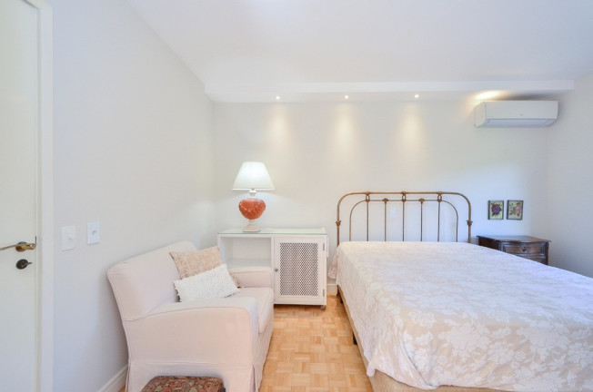 Imagem Apartamento com 2 Quartos à Venda, 121 m² em Real Parque - São Paulo Imagem Apartamento com 2 Quartos à Venda, 121 m² em Real Parque - São Paulo