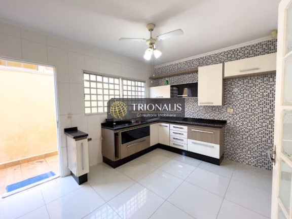 Imagem Casa com 2 Quartos à Venda, 297 m² em Vila Petrópolis - Atibaia Imagem Casa com 2 Quartos à Venda, 297 m² em Vila Petrópolis - Atibaia