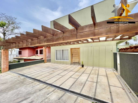 Imagem Casa com 4 Quartos à Venda, 386 m² em Granja Viana - Carapicuíba Imagem Casa com 4 Quartos à Venda, 386 m² em Granja Viana - Carapicuíba