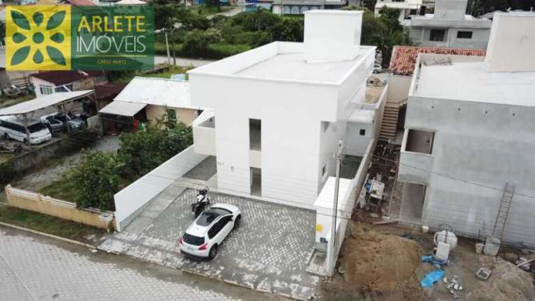 Imagem Apartamento com 1 Quarto para Alugar, 30 m² em José Amândio - Bombinhas Imagem Apartamento com 1 Quarto para Alugar, 30 m² em José Amândio - Bombinhas