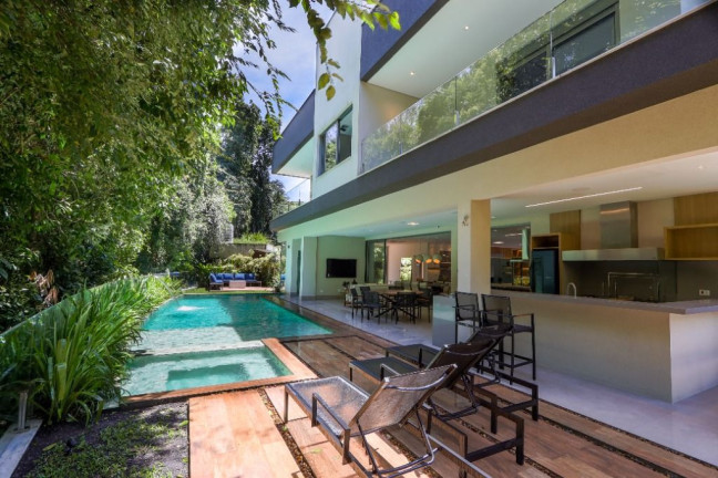 Imagem Sobrado com 6 Quartos à Venda, 580 m² em Riviera De São Lourenço - Bertioga Imagem Sobrado com 6 Quartos à Venda, 580 m² em Riviera De São Lourenço - Bertioga