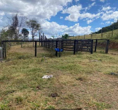 Imagem Chácara à Venda, 6 m² em Zona Rural - Pirenópolis Imagem Chácara à Venda, 6 m² em Zona Rural - Pirenópolis
