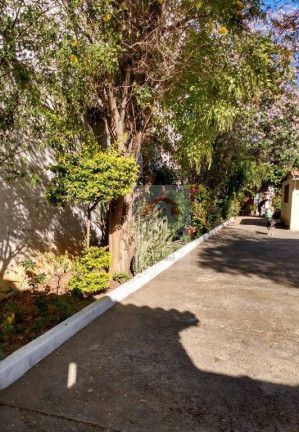 Imagem Casa com 3 Quartos à Venda, 350 m² em Vila Jaboticabeira - Taubaté Imagem Casa com 3 Quartos à Venda, 350 m² em Vila Jaboticabeira - Taubaté