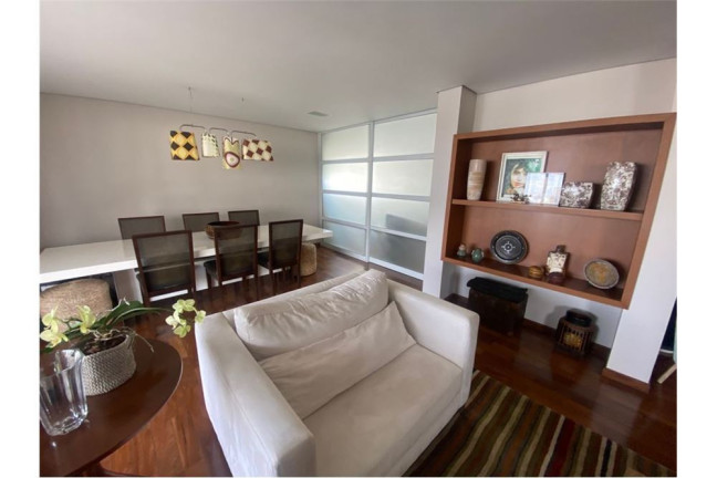 Imagem Apartamento com 3 Quartos à Venda, 200 m² em Moema - São Paulo Imagem Apartamento com 3 Quartos à Venda, 200 m² em Moema - São Paulo