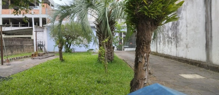 Casa com 2 Quartos à Venda, 78 m² em Vila Ipiranga - Porto Alegre