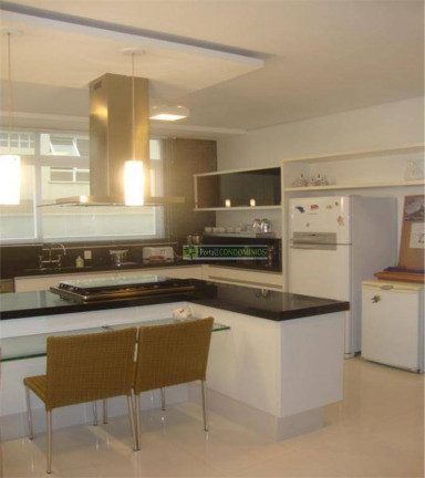 Imagem Casa com 5 Quartos à Venda, 790 m² em Campo Comprido - Curitiba