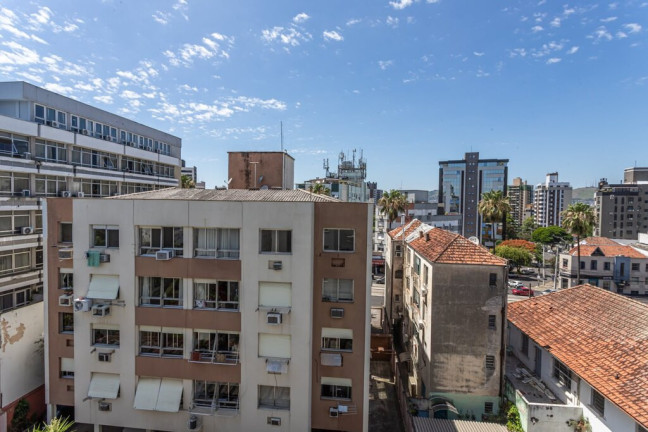 Imagem Imóvel com 1 Quarto à Venda, 40 m² em Petrópolis - Porto Alegre Imagem Imóvel com 1 Quarto à Venda, 40 m² em Petrópolis - Porto Alegre