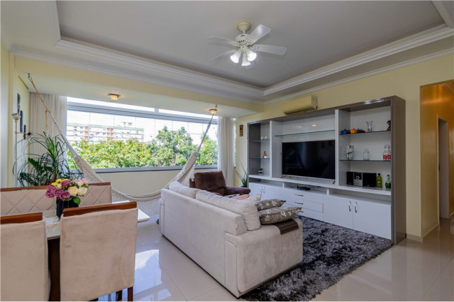 Apartamento com 3 Quartos à Venda, 94 m² em Petrópolis - Porto Alegre