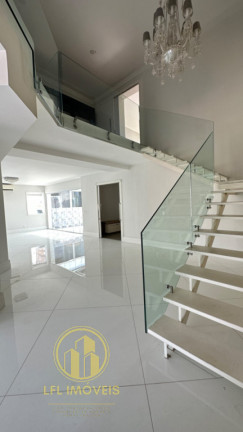 Imagem Cobertura com 3 Quartos à Venda, 250 m² em Vila Nova Conceição - São Paulo