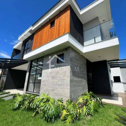 Casa com 1 Quarto à Venda, 152 m² em Bom Retiro - Joinville