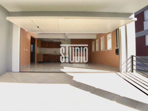 Imagem Casa com 3 Quartos à Venda, 287 m² em Triângulo - Carlos Barbosa Imagem Casa com 3 Quartos à Venda, 287 m² em Triângulo - Carlos Barbosa
