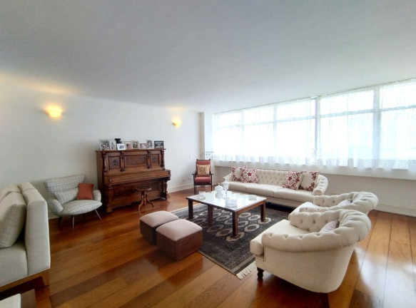 Imagem Apartamento com 3 Quartos à Venda, 226 m² em Itaim Bibi - São Paulo Imagem Apartamento com 3 Quartos à Venda, 226 m² em Itaim Bibi - São Paulo