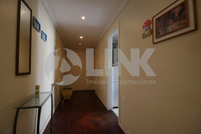 Imagem Apartamento com 4 Quartos à Venda, 126 m² em Centro Histórico - Porto Alegre Imagem Apartamento com 4 Quartos à Venda, 126 m² em Centro Histórico - Porto Alegre