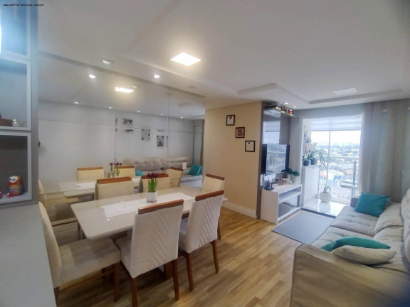 Imagem Apartamento com 3 Quartos à Venda, 68 m² em Guaíra - Curitiba