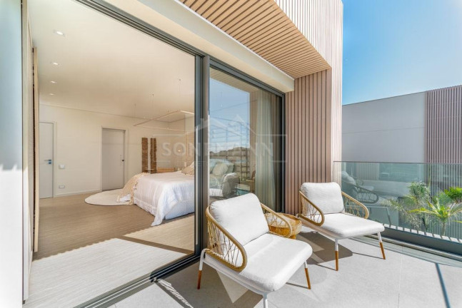 Imagem Casa de Condomínio com 5 Quartos à Venda, 458 m² em Praia Do Estaleiro - Balneário Camboriú