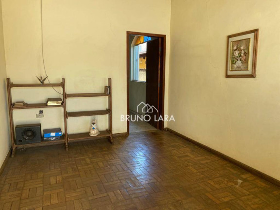 Imagem Casa com 3 Quartos à Venda, 250 m² em Três Poderes - Igarapé Imagem Casa com 3 Quartos à Venda, 250 m² em Três Poderes - Igarapé