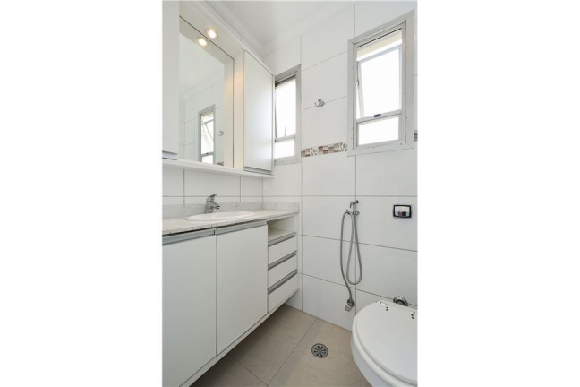 Imagem Apartamento com 2 Quartos à Venda, 90 m² em Campo Belo - São Paulo