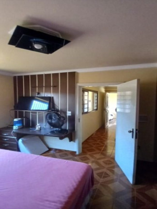 Imagem Casa com 4 Quartos à Venda, 210 m² em Presidente Dutra - Ribeirão Preto Imagem Casa com 4 Quartos à Venda, 210 m² em Presidente Dutra - Ribeirão Preto