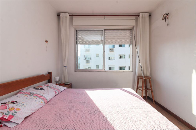 Imagem Imóvel com 2 Quartos à Venda, em Tristeza - Porto Alegre Imagem Imóvel com 2 Quartos à Venda, em Tristeza - Porto Alegre