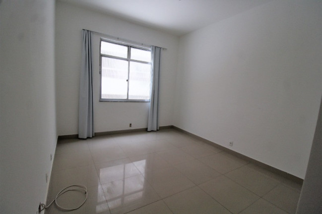 Imagem Apartamento com 3 Quartos para Alugar, 140 m² em Ipanema - Rio De Janeiro Imagem Apartamento com 3 Quartos para Alugar, 140 m² em Ipanema - Rio De Janeiro