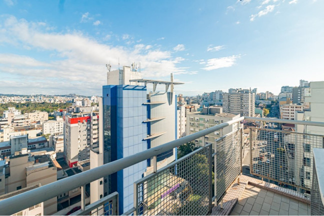 Imagem Imóvel com 4 Quartos à Venda,  em Independência - Porto Alegre