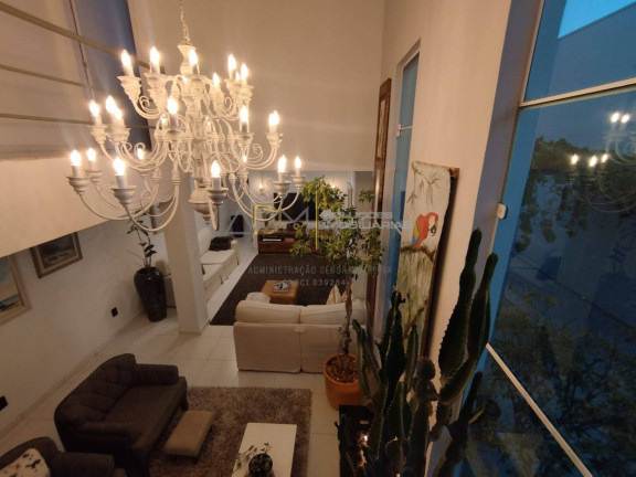 Imagem Casa com 3 Quartos à Venda, 270 m² em Centro - Botucatu Imagem Casa com 3 Quartos à Venda, 270 m² em Centro - Botucatu