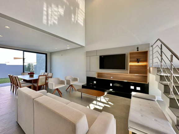 Imagem Sobrado com 4 Quartos à Venda, 212 m² em Centro - Xangri-la