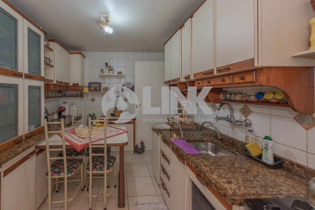 Imagem Imóvel com 3 Quartos à Venda, 163 m² em Ipanema - Porto Alegre