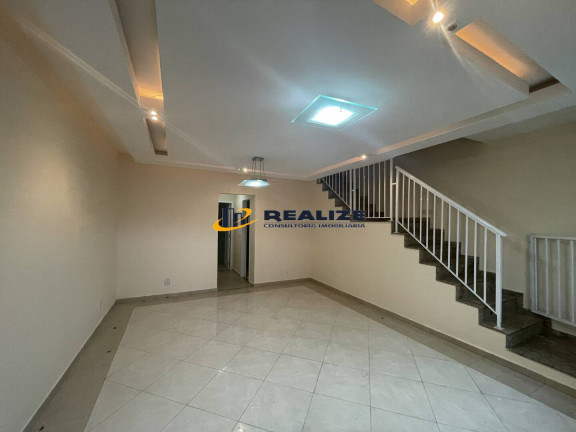 Casa com 4 Quartos à Venda, 220 m² em Jardim Das Acácias - Campos Dos Goytacazes