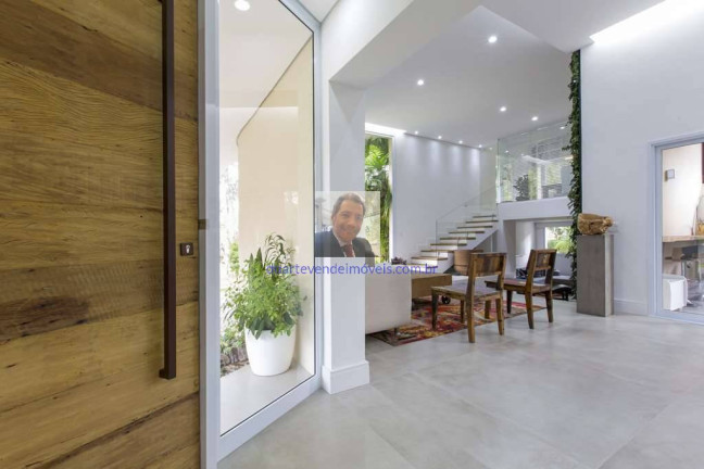 Imagem Casa com 5 Quartos à Venda, 518 m² em Jardim Mediterrâneo - Cotia Imagem Casa com 5 Quartos à Venda, 518 m² em Jardim Mediterrâneo - Cotia