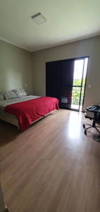 Imagem Chácara com 3 Quartos à Venda, 250 m² em Centro - Jambeiro Imagem Chácara com 3 Quartos à Venda, 250 m² em Centro - Jambeiro