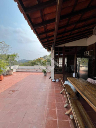 Imagem Casa com 4 Quartos à Venda, 275 m² em Itaipu - Niterói Imagem Casa com 4 Quartos à Venda, 275 m² em Itaipu - Niterói
