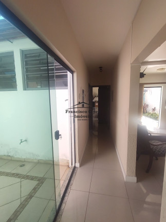 Imagem Casa com 3 Quartos à Venda, 200 m² em Pedregulho - Guaratinguetá Imagem Casa com 3 Quartos à Venda, 200 m² em Pedregulho - Guaratinguetá