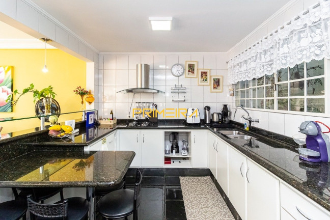 Imagem Casa com 4 Quartos à Venda, 406 m² em Centro - Pinhais