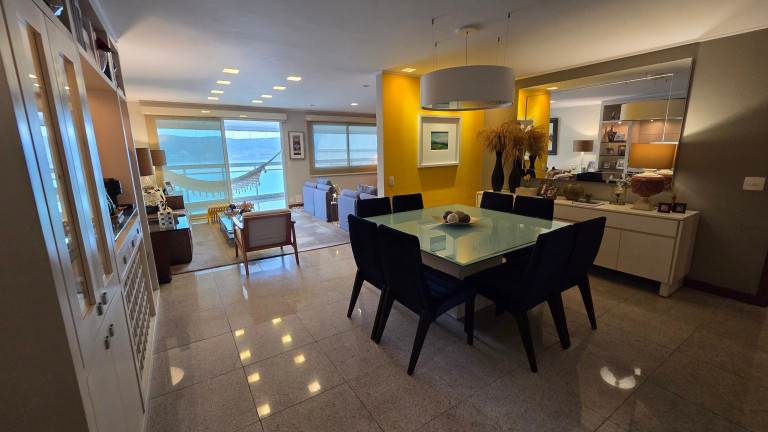 Imagem Imóvel com 4 Quartos à Venda, 180 m² em Ingá - Niterói Imagem Imóvel com 4 Quartos à Venda, 180 m² em Ingá - Niterói