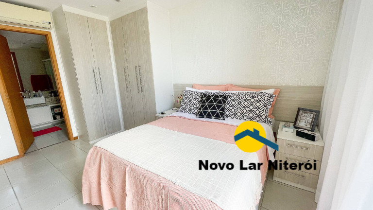 Imagem Cobertura com 3 Quartos à Venda, 300 m² em Piratininga - Niterói
