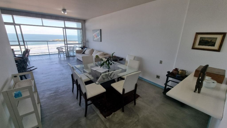 Imagem Apartamento com 3 Quartos à Venda, 198 m² em Pitangueiras - Guarujá