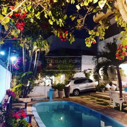 Imagem Casa com 12 Quartos à Venda, 435 m² em Ponta Negra - Natal Imagem Casa com 12 Quartos à Venda, 435 m² em Ponta Negra - Natal