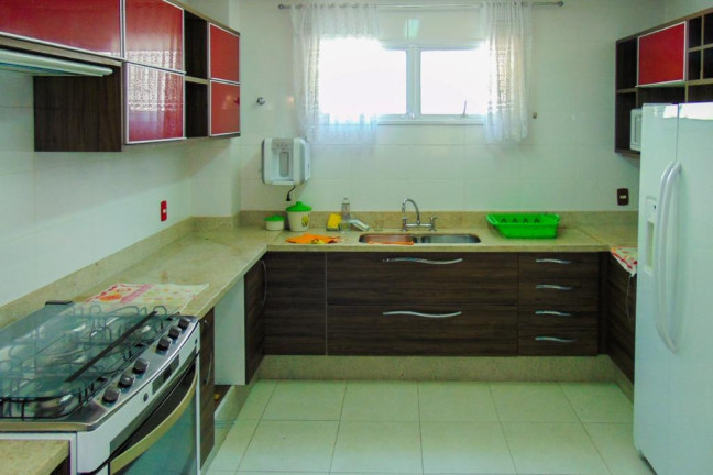 Imagem Casa com 4 Quartos à Venda, 315 m² em Enseada - Guarujá Imagem Casa com 4 Quartos à Venda, 315 m² em Enseada - Guarujá