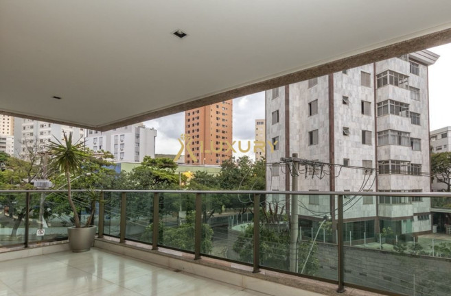 Imagem Imóvel com 4 Quartos à Venda, 167 m² em Sion - Belo Horizonte Imagem Imóvel com 4 Quartos à Venda, 167 m² em Sion - Belo Horizonte